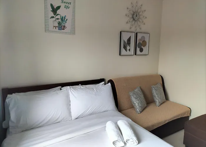 Cozy35 The Persimmon Studio, Near Airport, Sm, Ayala, Business Park, It Park Aparthotel Cebu Stadt