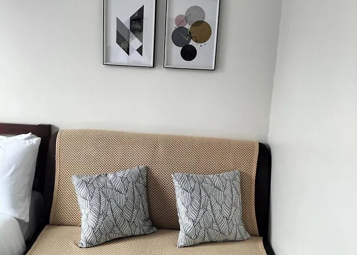 Cozy35 The Persimmon Studio, Near Airport, Sm, Ayala, Business Park, It Park Aparthotel 4*